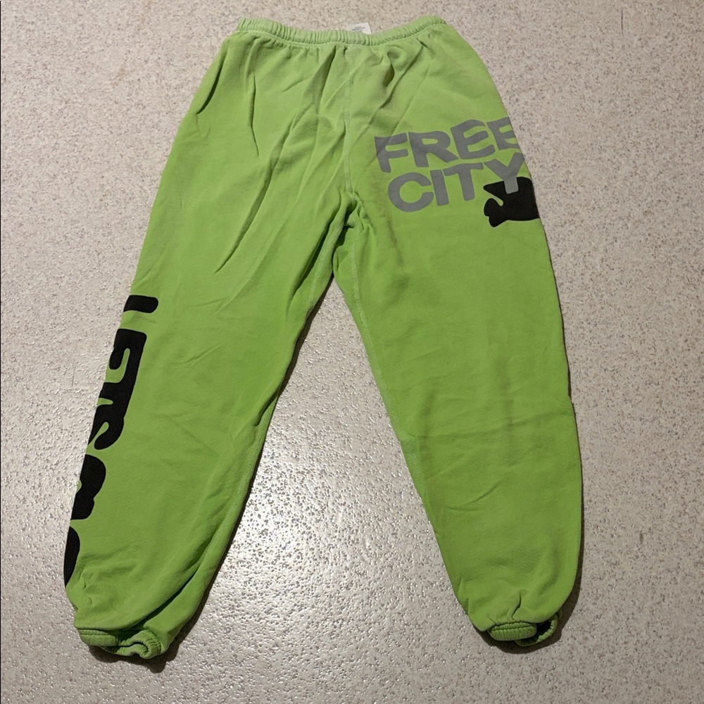 freecity Green Joggers